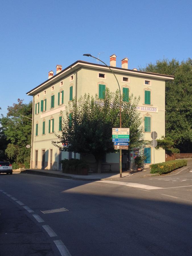 Alloggio Della Villetta ปาลาซโซโล ซุลลอลิโย ภายนอก รูปภาพ